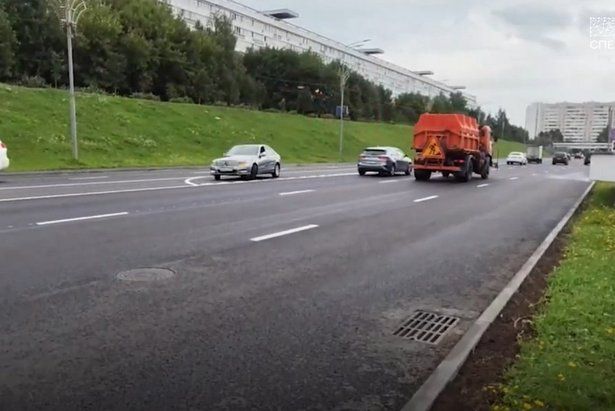 На Савелкинском проезде организован разворот у бизнес-центра