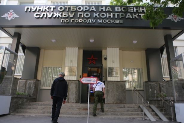Будущие контрактники рассказали о готовности помочь находящимся в зоне СВО