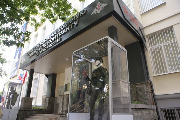 Будущие контрактники рассказали о своем намерении помочь участникам СВО
