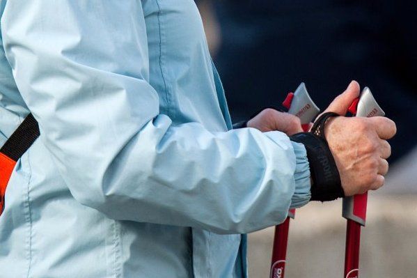 ТЦСО «Зеленоградский» приглашает на занятия скандинавской ходьбой