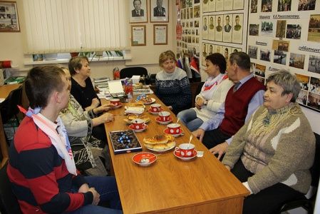Связь поколений