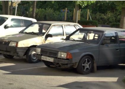 Автохламу на парковках не место