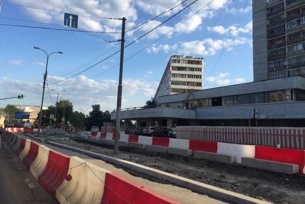 Мэр Москвы осмотрел ход благоустройства Центрального проспекта в Зеленограде