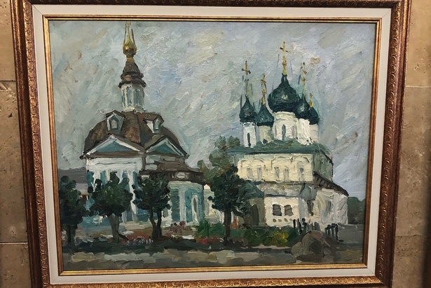 На выставке «Полифония цвета» можно увидеть много изображений храмов