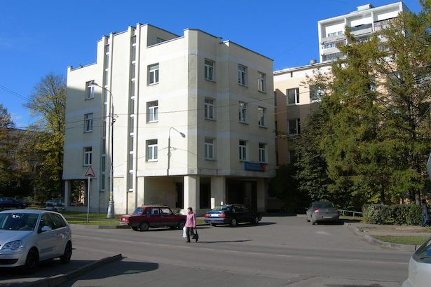 Скорость движения у поликлиники во 2-м микрорайоне ограничат до 40 км/ч