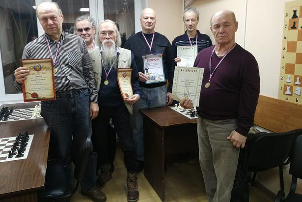  В новогодние праздники в районе Матушкино прошли спортивные турниры для жителей