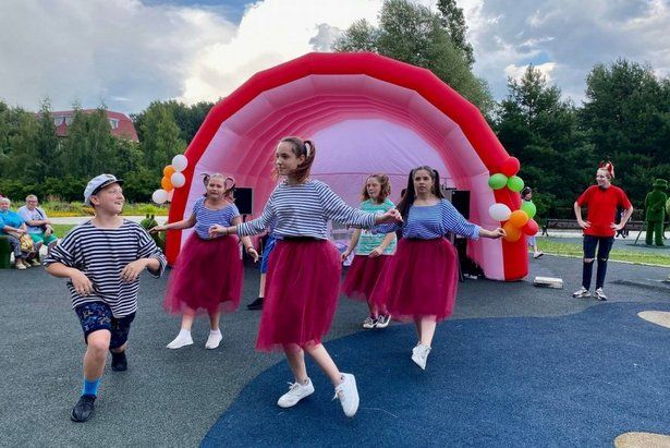 Участница «Московского долголетия» провела танцевальный флешмоб