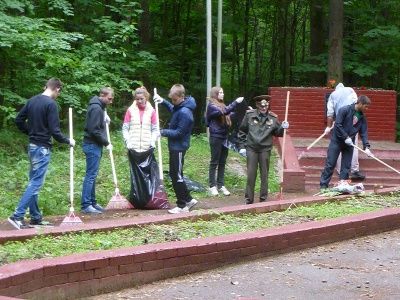 В рамках проведения мероприятий, посвященных Дню памяти и скорби, состоялась благотворительная молодежная акция