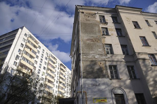 Более трех четвертей жителей пятиэтажек поддерживают программу реновации