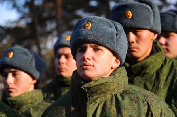 Осенняя призывная компания успешнее всего проходит в Матушкино