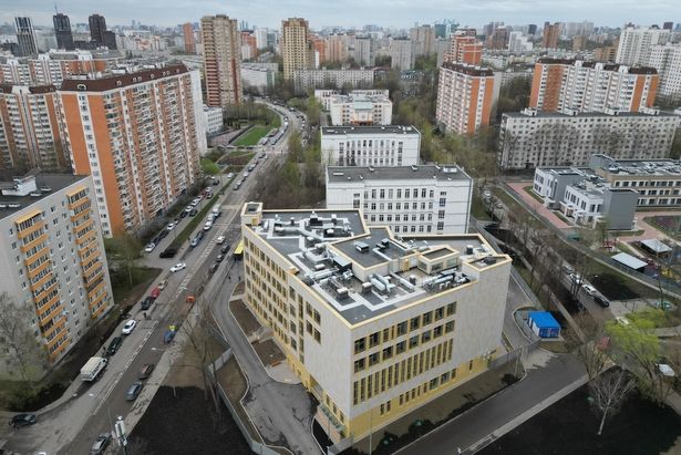 Собянин открыл новую школу в районе Ховрино