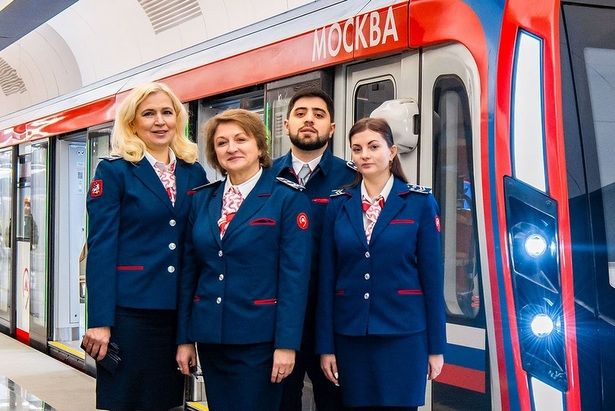 Собянин поздравил работников транспорта с профессиональным праздником