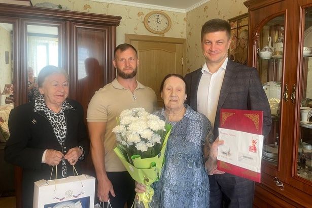 В Матушкино с 95-летием поздравили Веру Ивановну Бодрину