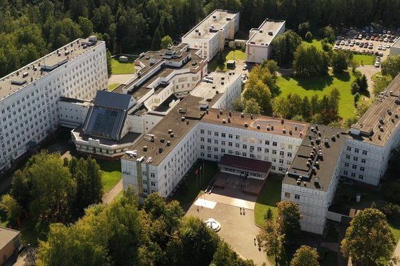 ГКБ им. М.П. Кончаловского предупредила своих пациентов о риске общения с мошенниками