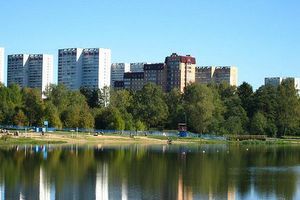 Роспотребнадзор запретил купание в Школьном озере