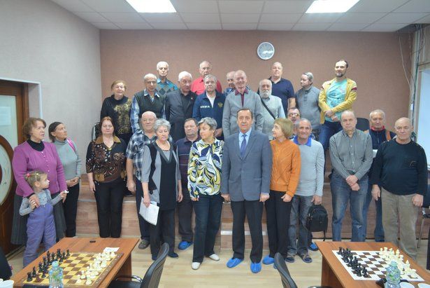 Зеленоградские ветераны сразились в шахматных баталиях в ГБУ «Заря»