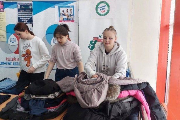 Волонтеры Зеленограда собрали «теплые посылки» для нуждаюшихся