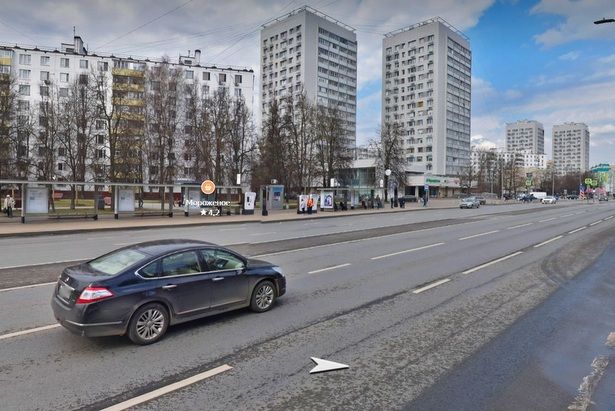 У корпуса 433 организовали разворот и поворот налево на Центральном проспекте