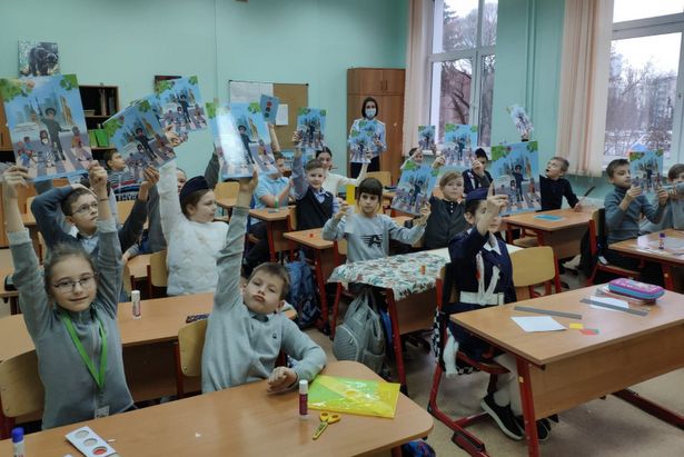 В школе Матушкино состоялся мастер-класс от дорожных полицейских