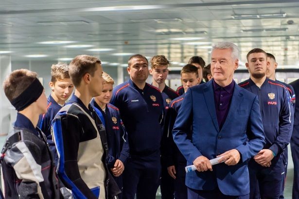 Собянин поздравил столичных тренеров и учителей физкультуры с профессиональным праздником
