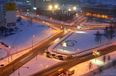 На пешеходной зоне вдоль Центрального проспекта восстановили заградительные конструкции