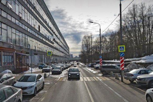 Односторонним будет движение на проезде вдоль Панфиловского проспекта 10