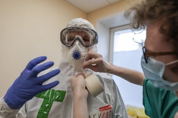 Студенты медвузов получат надбавки за работу в коронавирусных стационарах