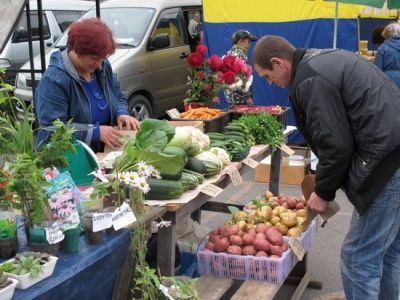 Продукты с ГМО не вызывают интереса у населения,  однако 40% даже не знают, что это такое - опрос