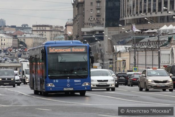 Замену маршрутных такси на автобусы поддерживают три четверти москвичей