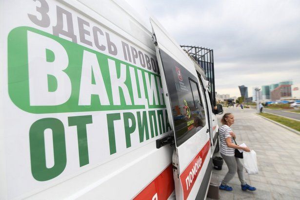Депутат МГД Самышина: Москвичам необходимо сделать осенью прививки против гриппа