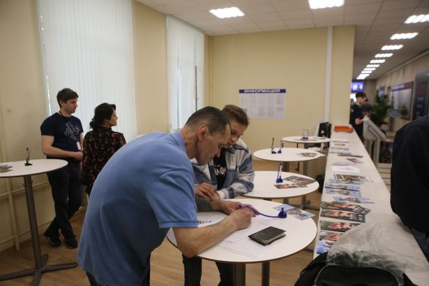 Будущие контрактники рассказали о своей решимости записаться на военную службу