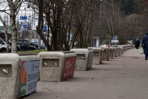 В ЗелАО в целях безопасности установили около 200 бетонных блоков