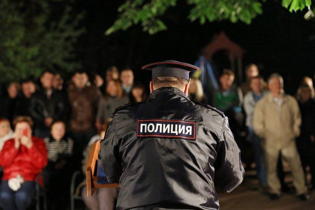 Отчетные встречи полицейских с жителями прошли с участием общественников