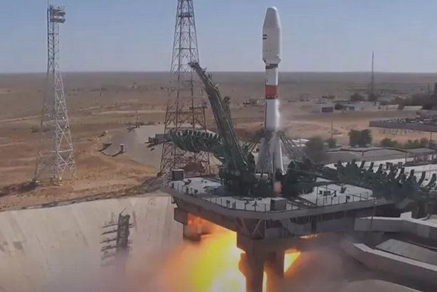 Зеленоградские школьники вывели на орбиту спутник