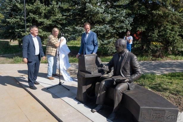 В Зеленограде прошла церемония открытия скульптуры ученого