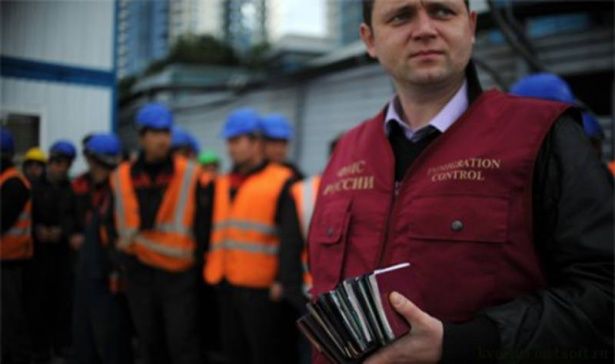 Четверо мигрантов трудились на складском комплексе Зеленограда без разрешений на работу