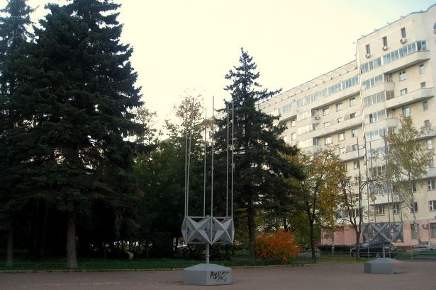 Безымянному скверу возле площади Юности предложили дать название