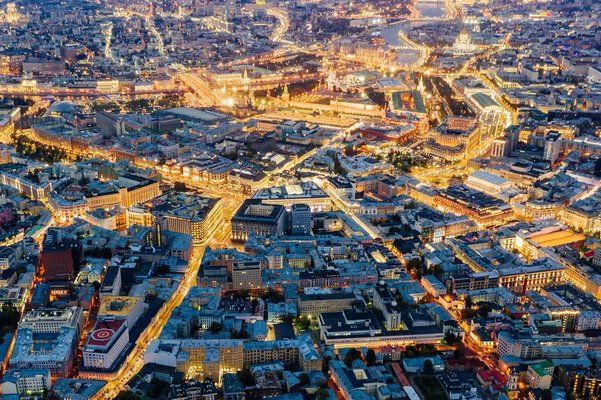 Мостуризм представил на международном форуме туристическую концепцию города как пространства для открытий