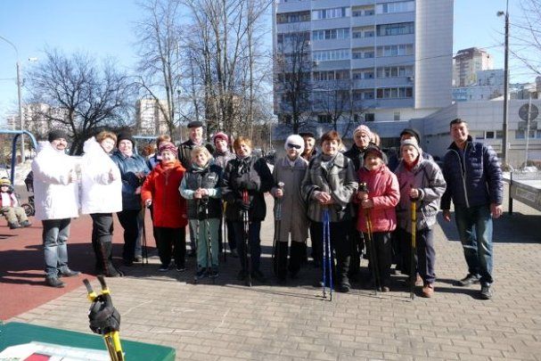 На открытой площадке в Матушкино прошёл спортивный флешмоб