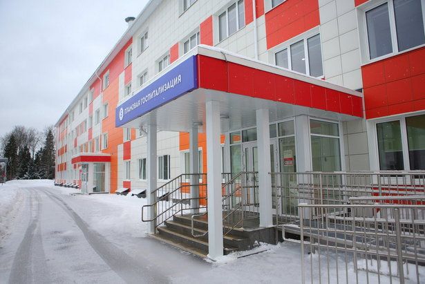 В бывшем здании роддома на Каштановой аллее после капремонта открылся Детский центр