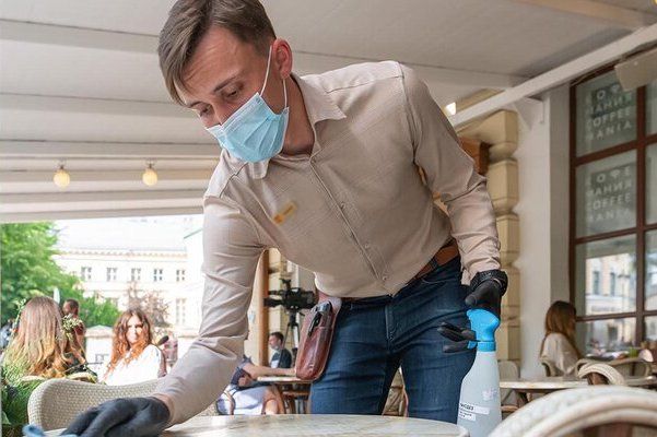 Первые 15 столичных ресторанов и кафе получили выплаты на компенсацию услуг ЖКХ