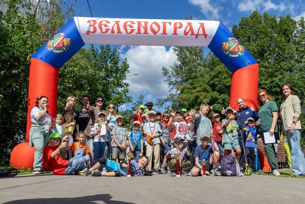 Велофестиваль на аллее у корпуса 414 провели в Матушкино