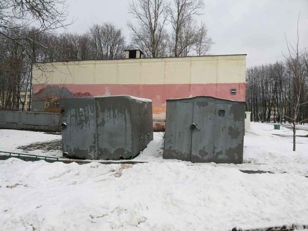 В 4-м микрорайоне приводят в порядок территории вдоль велодорожки