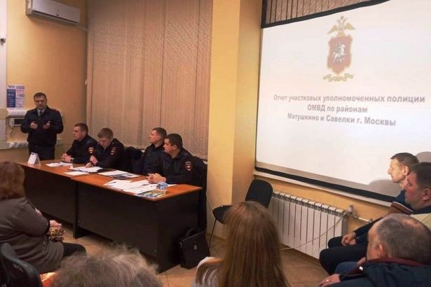 Общественники посетили отчеты участковых перед горожанами