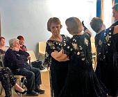 В ЦМД «Зеленоградский» выступил танцевальный коллектив «Петр I» и певица Юнона Ходжаева