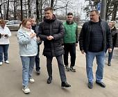 Глава управы района Матушкино 5 апреля провел обход территории во 2 микрорайоне