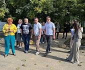 Глава управы района Матушкино Антон Гущин 6 сентября провел обход территории 1 микрорайона