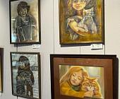 Горожан приглашают на великолепную выставку «Детский портрет и игрушки»