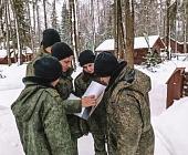 Школьники из Матушкино приняли участие в военно-спортивной игре в парке "Патриот"
