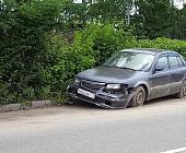 Владельцев двух брошенных в Матушкино иномарок просят разобраться со своим имуществом